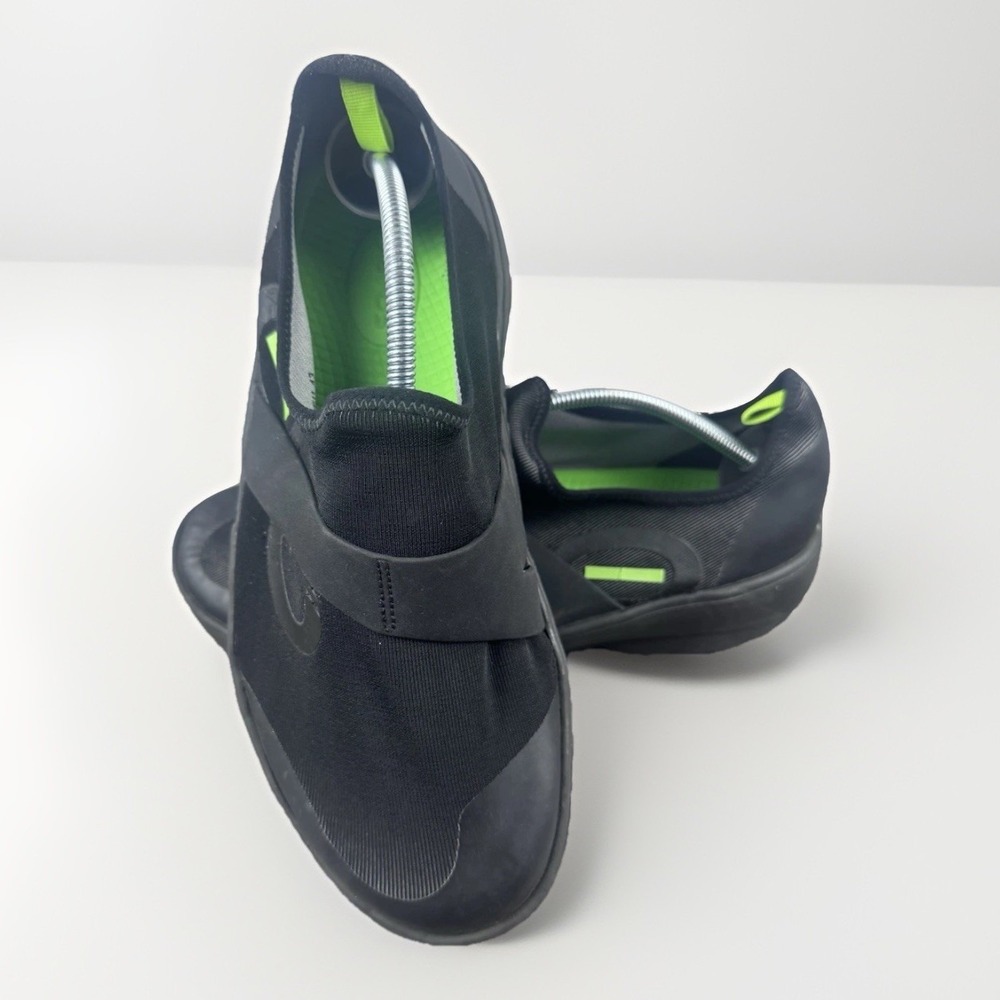 Oofos Oomg Fibre Low Shoes Mens Size 10 Black Mesh Slip On Recovery Sneakers - Picture 2 of 9